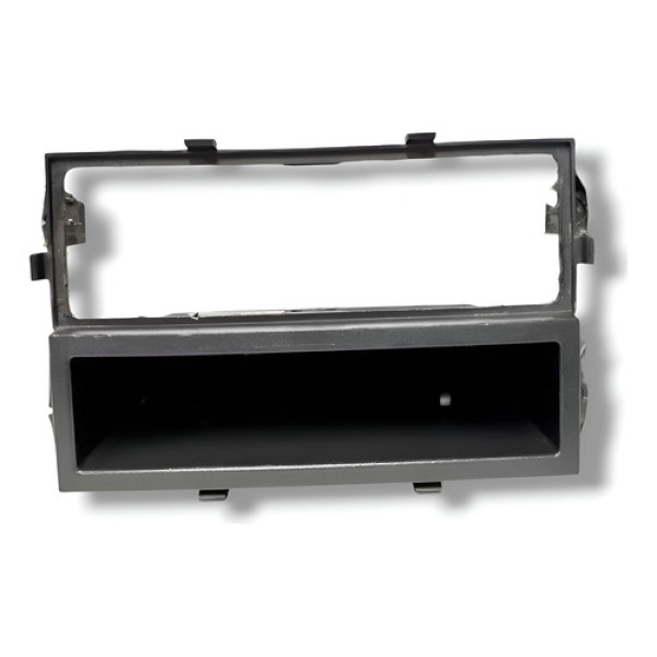 Moldura Do Rádio Porta Treco Chevrolet Onix 2015 A 2019 Preto