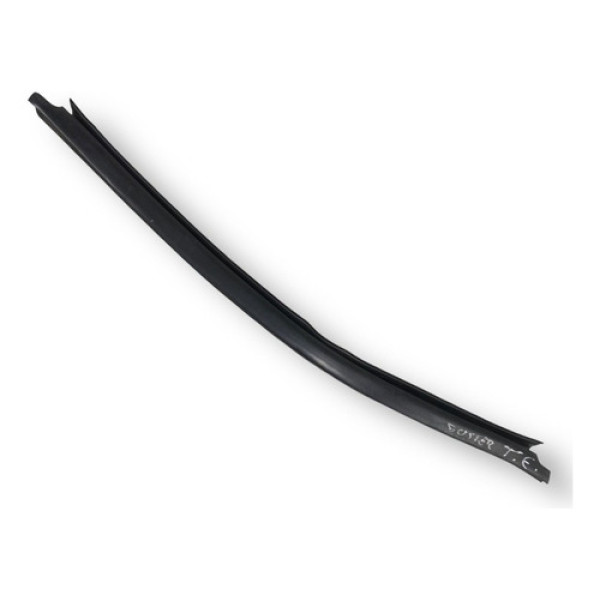 Borracha Pestana Externa Traseira Esquerda Duster 2011