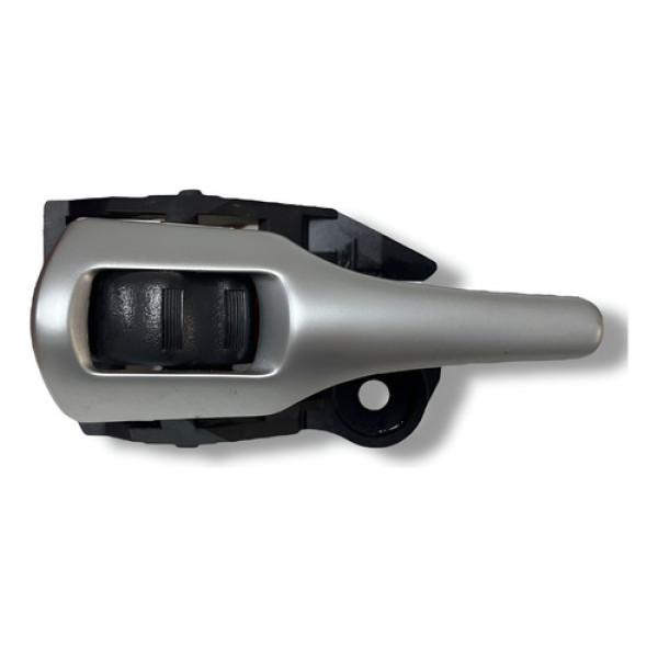 Maçaneta Interna Tras Esquerda Toyota Corolla 2012 Traseira