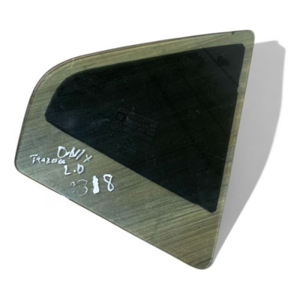 Vidro Fixo Traseiro Direito Chevrolet Onix 2018