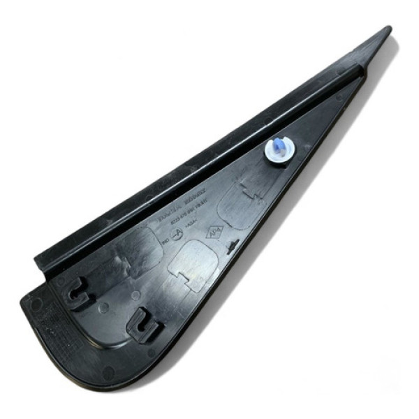 Acabamento Externo De Porta Duster Traseiro Direito 2020 Traseira Direito Preto