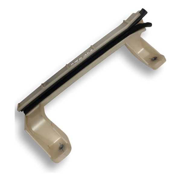 Guia Canaleta Vidro Dianteiro Direito Strada 2023 A 2024 