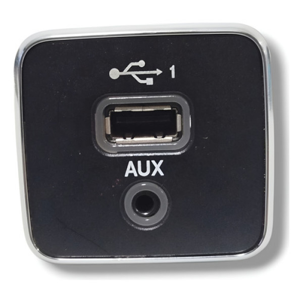Entrada Usb Auxiliar Jeep Renegade 2016 A 2023 Branca