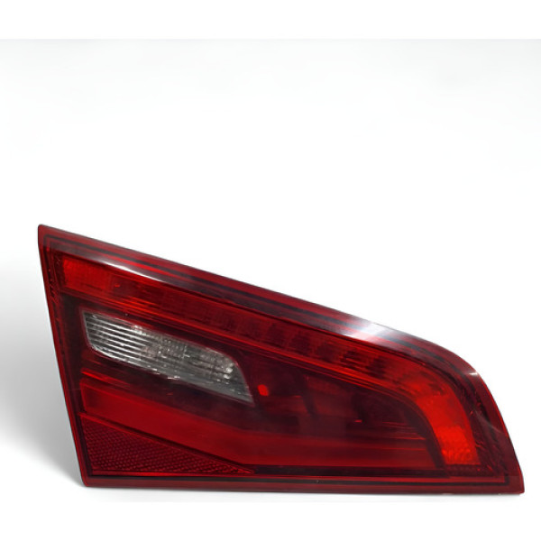 Lanterna Tampa Traseira Esquerda Audi A3 Avaria 2013 2016 Esquerdo/motorista Vermelho