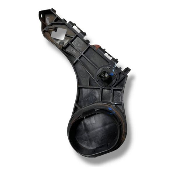 Guia Parachoque Tras Direito Toyota Etios Hatch 2014 A 2020 