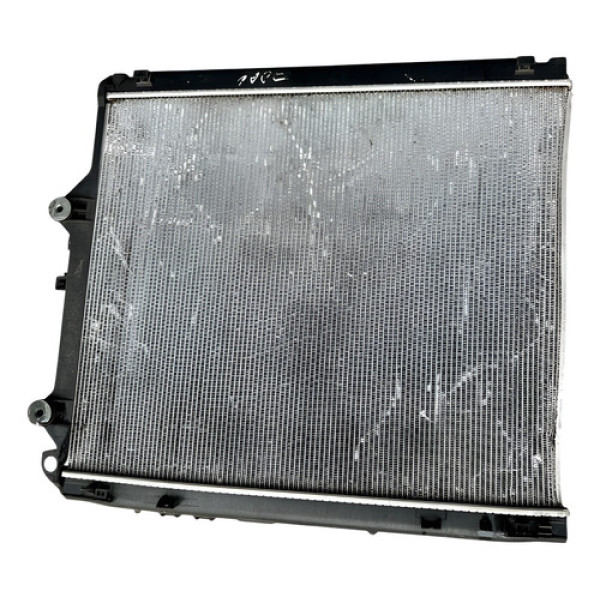 Radiador Toyota Hilux 2016 A 2024 Com Avaria 