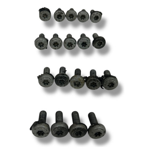 Jogo Parafuso Do Carter Volkswagen Jetta 2015