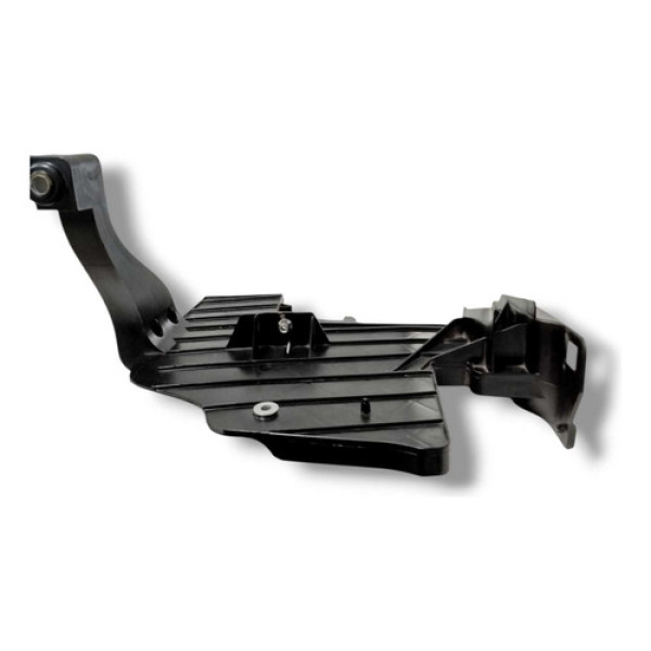 Suporte Guia Parachoque Diante Esquerd Vw Amarok 2017 A 2023