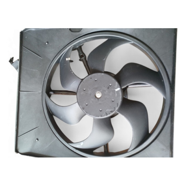Eletro Ventilador Citroen C3, 2003 A 2005. Obs : Com Avaria 